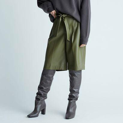 絶対一番安い フレイアイディー Fray Id フェイクレザーハーフパンツ カーキ