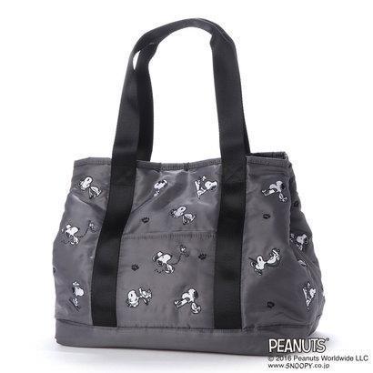 ルートート Roototeスヌーピー Snoopy 刺繍 マザーズバッグ 3点セット Sn マミールー パターン Peanuts 4w 8114 C ブランド公式 Locomall ロコモール 通販 Paypayモール