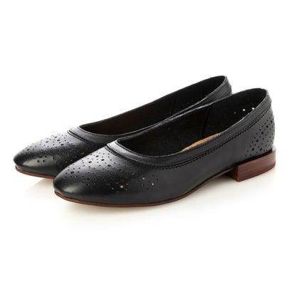 SAYA サヤ フラット本革ラウンドトウメダリオンシューズ