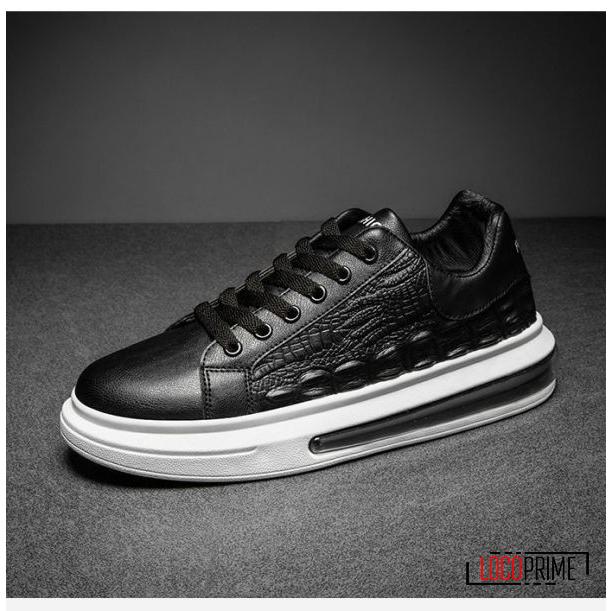 スニーカー スリッポン メンズ ブランド ランニングシューズ ウォーキングシューズ 運動靴 お洒落 軽量 幅広 おしゃれ 厚底 韓国風 スポーツ靴 期間限定60 Off