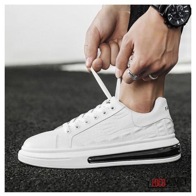 スニーカー スリッポン メンズ ブランド ランニングシューズ ウォーキングシューズ 運動靴 お洒落 軽量 幅広 おしゃれ 厚底 韓国風 スポーツ靴 期間限定60 Off