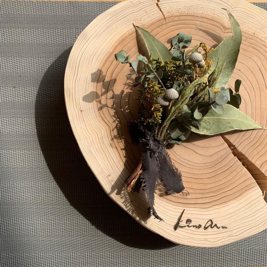 杉　丸太皮付きスライス（小さなスワッグ付） |  | 05