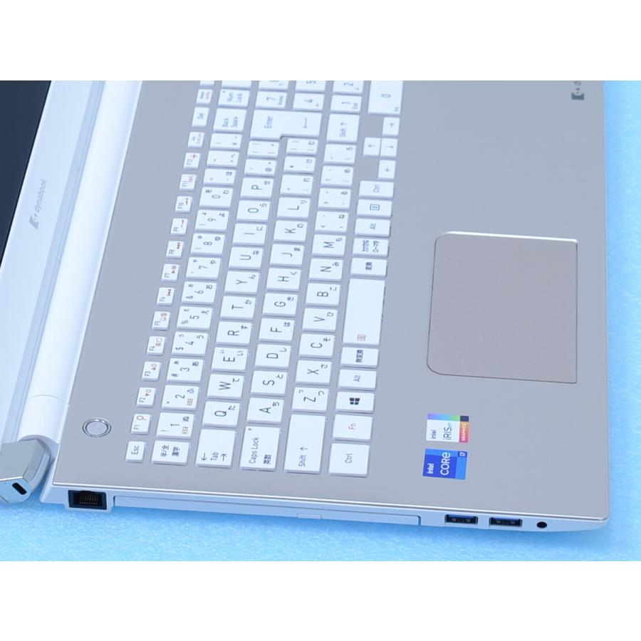 超美品！Dynabook AZ/HUG 第11世代Core i7 [403] dynabook（ダイナブック） 16インチ dynabook AZ/HUG Core i7 11世代