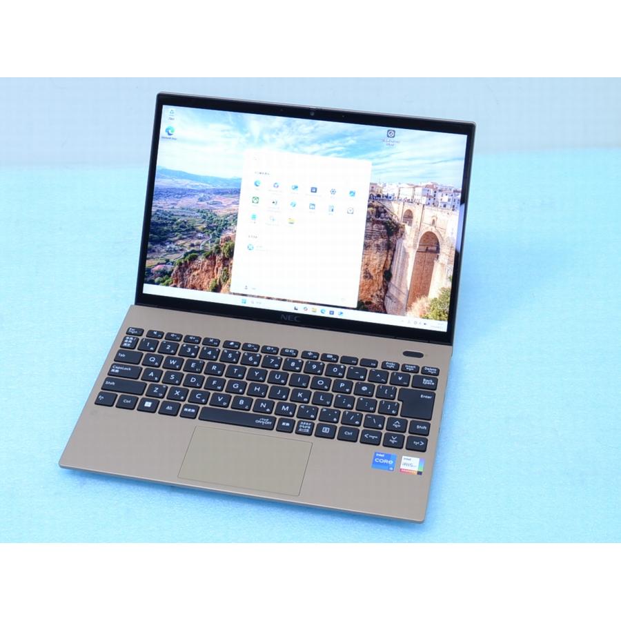 LaVie Pro Mobile NEC ラヴィ 軽量830 Core i7 1165G7 メモリ16GB 