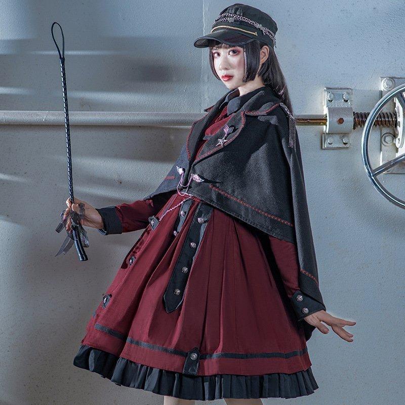 秋冬 マント レディース コスチューム 羽織り 軍ロリ クラシック 可愛い クラロリ ゆめかわいい 日常 萌え Jk 中世 ゴシック 衣装 セーラー ロリィタ 女の子 クール ゴスロリ 騎士 ショール 制服 コート 学園風 女性 カッコいい ロリータ ポンチョ 甘ロリ 軍服
