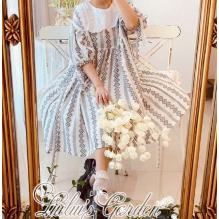 Loli4418 森ガール ゆったり Luxury ラグジュアリ プリント 森ガール ゆったり プリント 2色 花柄ワンピース 春夏 リボン袖 総柄 パフスリーブ 姫ロリ 小花柄 五分袖 フリーサイ 襟付き 半袖 甘ロリ ハイウエスト 刺しゅう