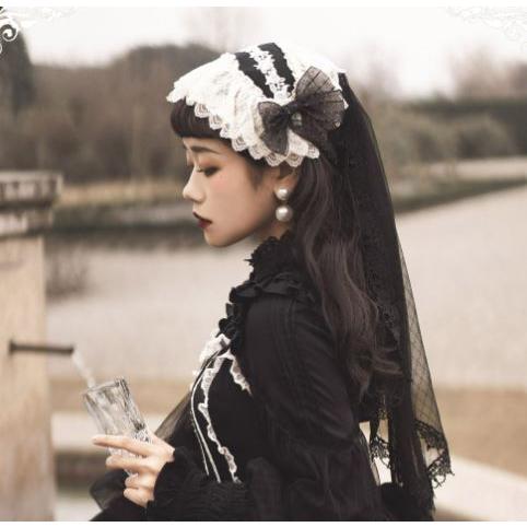 ロリータ 黒ワンピース 白レース ヘッドドレス付 即納 現品限り】ロリータ服 ロリータファッションレースベール