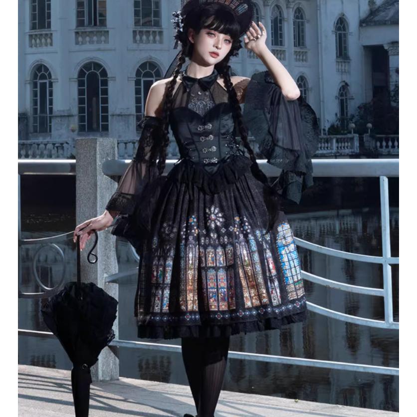 美品BABY*ポケット刺しゅうジャンパースカート*黒*懐古クラシカルトールサイズ 美品BABY*ポケット刺しゅうジャンパースカート*黒*懐古クラシカル