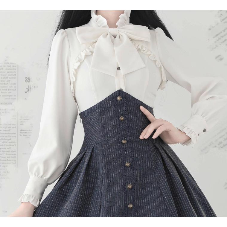 クラシカルロリータ クラロリ ブラウス のみ リボンタイ+ジャボ付き2色