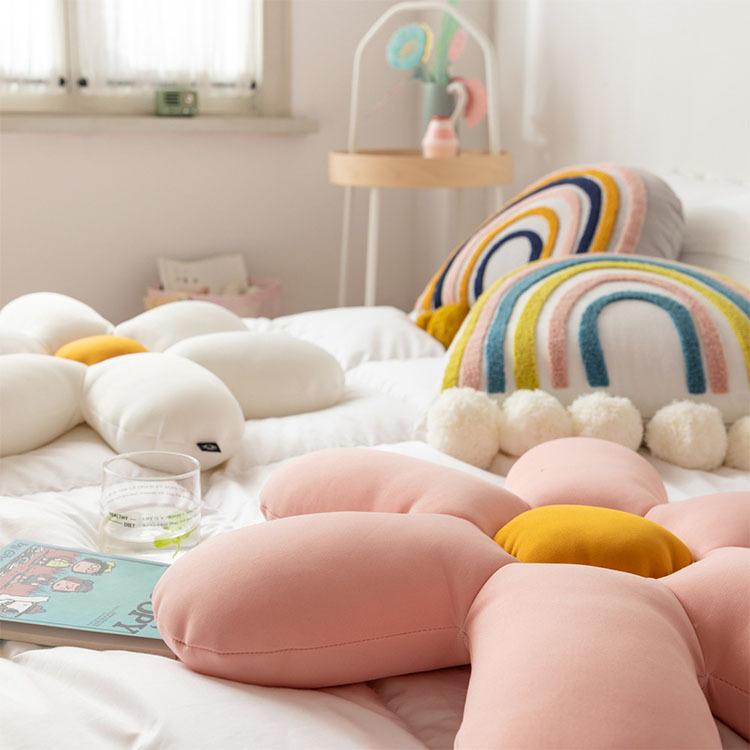 抱き枕 寝室 クッション インテリア かわいい 誕生日プレゼントクッション ソファ枕 ソファ背当て 装飾枕 座布団 車の装飾 おしゃれ 無地 Wjjm 01 Loloヤフーショップ 通販 Yahoo ショッピング