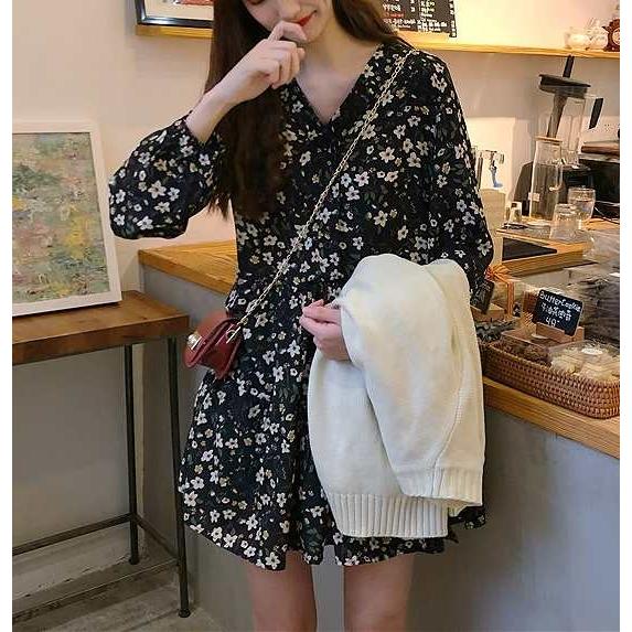 ワンピース レディース 小花柄 花柄 総柄 スカート Vネック ひざ ワンピース レディース 小花柄 花柄 総柄 スカート Vネック ひざ