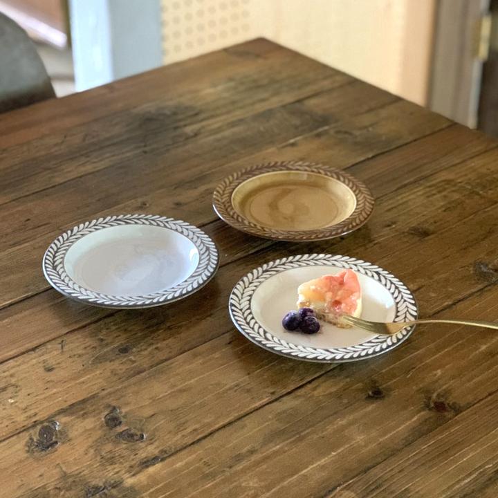 ブロウ 取皿 ケーキ皿 中皿 パン皿 日本製 取り皿 プレート 美濃焼