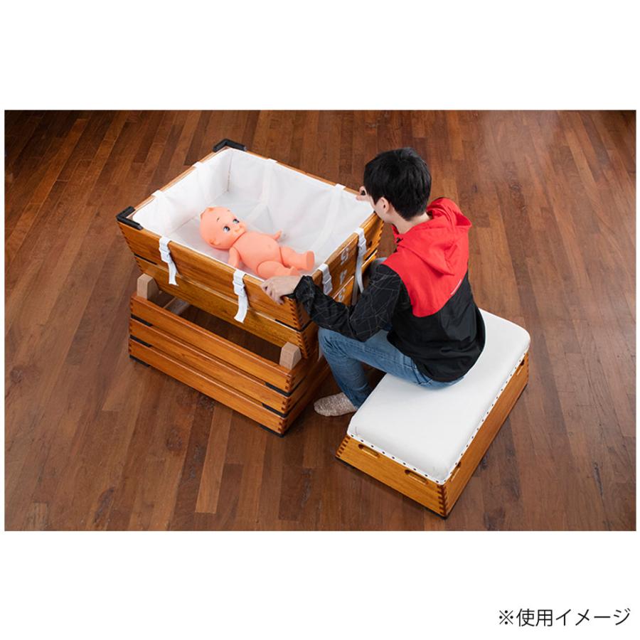 跳び箱 8段 エバニュー トランスフォームタイプ 木製 ベビーベッド とび箱 災害対策用とび箱 変形型跳び箱 災害避難所 体育館 児童館 教育施設 日本製 EKF550の画像