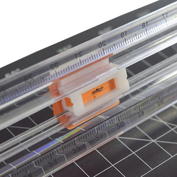 A1サイズ　ロータリーペーパーカッター 楽天市場】【楽天1位! 高評価】予備替刃付属 ペーパーカッター