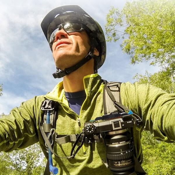 カメラホルスター カメラクリップ クイックリリース 登山 リュック