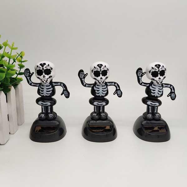 ソーラー 置物 ゆらゆら 骸骨 ガイコツ ドクロ インテリア 飾り 太陽光