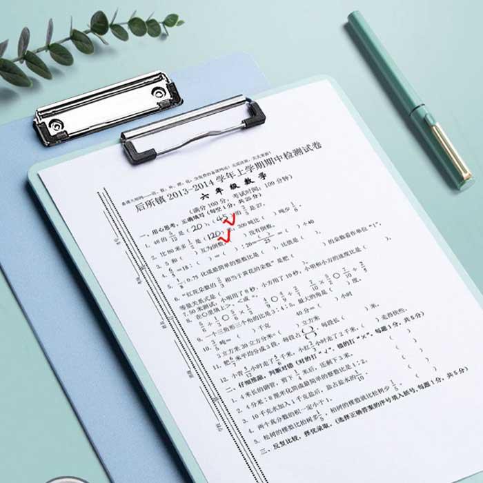 クリップボード A5 バインダー 伝票挟み 縦型 下敷き メモ帳 事務用品
