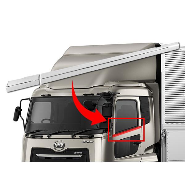 クオン パーフェクトクオン メッキドアアッパーガーニッシュ 4P 日産UD カスタム ドア アッパー 部品 分割 簡単取付 オールメッキ | 日産 | 06