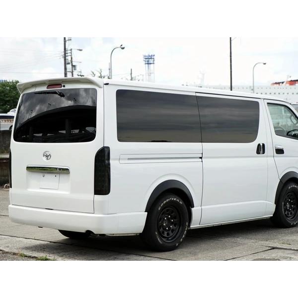 訳あり現品のみ！200系ハイエース標準ボディ カーボンルーフスポイラー　リヤスポ 訳あり現品限り ハイエース200系 カーボン製ルーフスポイラー