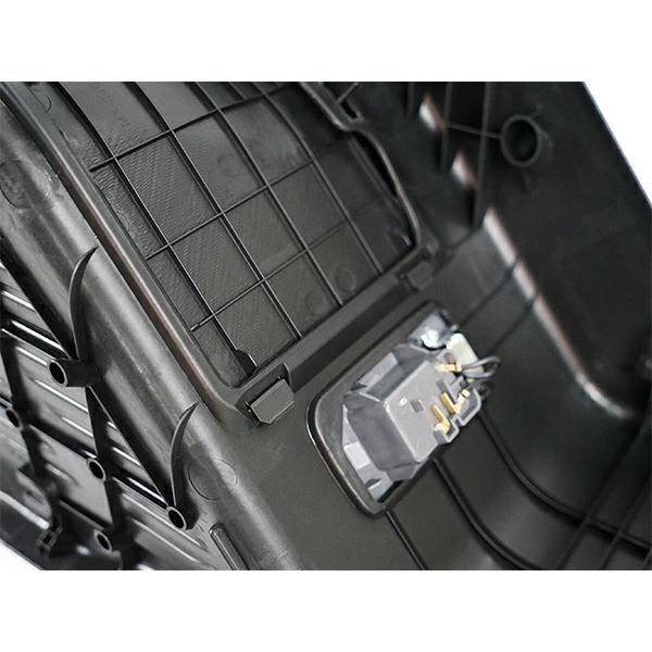 ハイエース 200系 標準ボディ ワイドボディ スライドドアステップカバー サイドステップカバー ライト付き 助手席側 交換 片側 |  | 04