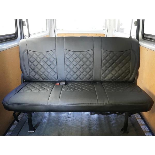 ハイエース シートカバー DX 200系 ブラックステッチ セカンド用 平成28年6月以降 後部座席 レザー ダイヤカット キルティング | ハイエース | 03