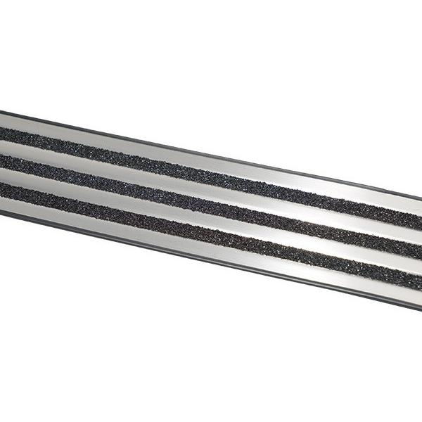 ジムニー JB64W ジムニーシエラ JB74W ステンレス製 フロント スカッフプレート ステッププレート H30.7〜 | ジムニー | 03