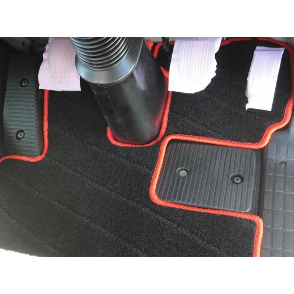 日野 プロフィア グランドプロフィア レンジャープロ エアループレンジャー 専用 フロアマット 運転席用 | 日野自動車 | 01