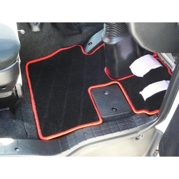 日野 プロフィア グランドプロフィア レンジャープロ エアループレンジャー 専用 フロアマット 運転席用 | 日野自動車 | 02