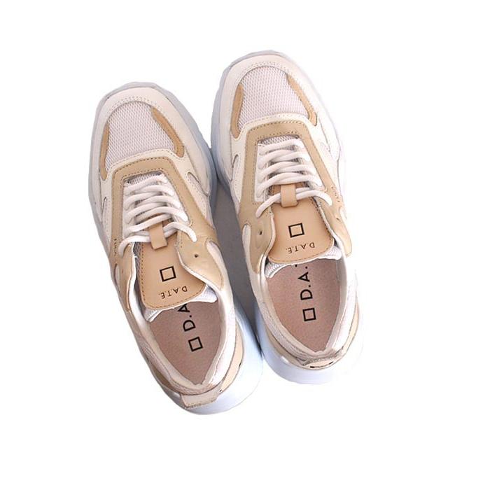 D.A.T.E. FUGA ホワイト ×ベージュ レース柄スニーカー D.A.T.E. FUGA