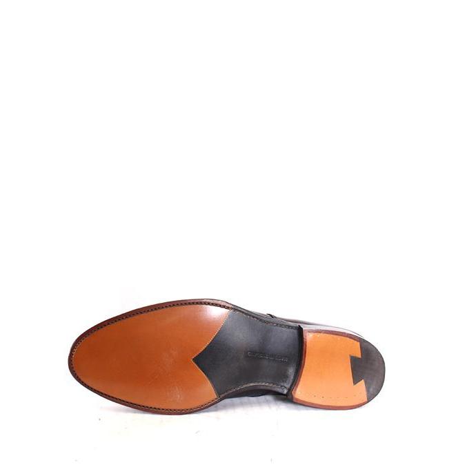 Tricker's トリッカーズ 8126 Uチップ 外羽根仕様 ブラック ミュージアムカーフの画像