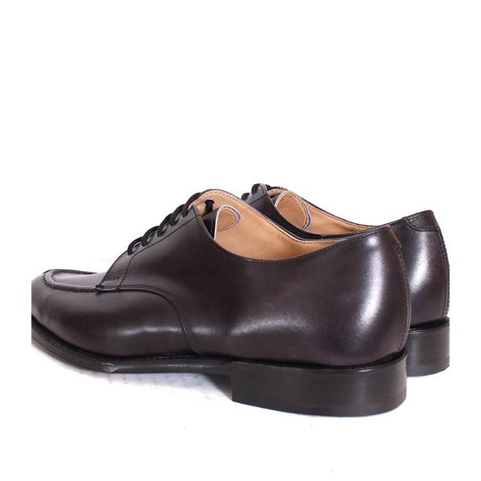 Tricker