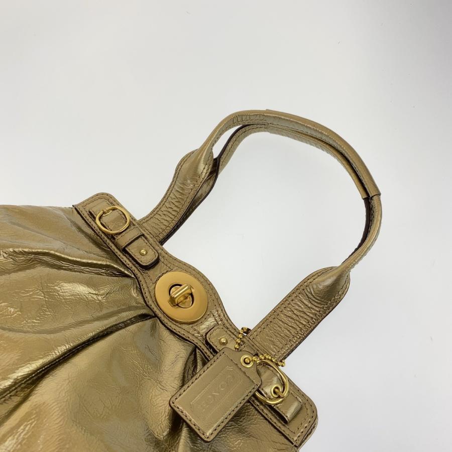 COACH（コーチ） 美品 ターンロック ゴールド エナメル A1069-13926 