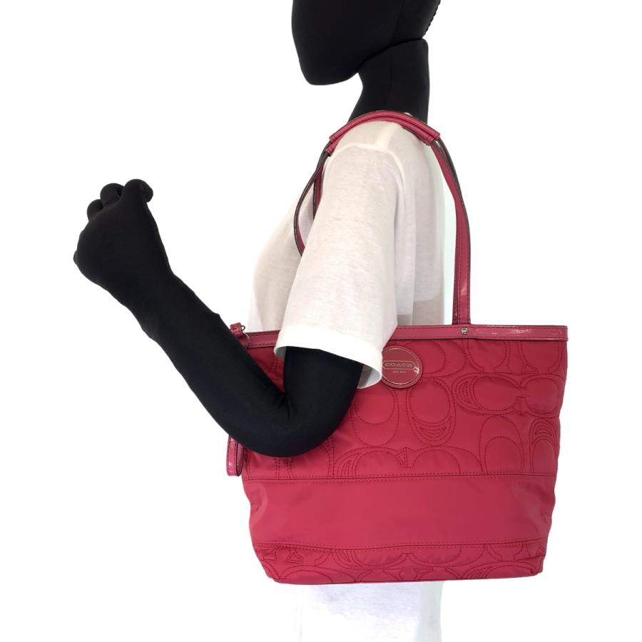 COACH（コーチ） 美品 シグネチャー ステッチ ストライプ ピンク