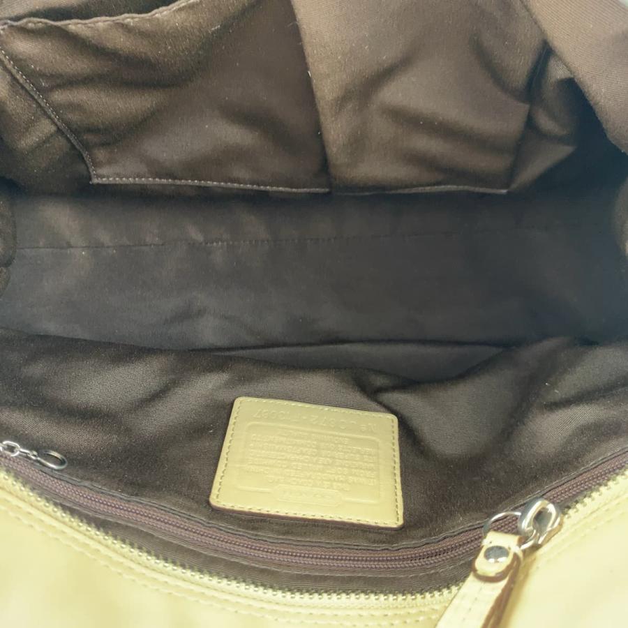 COACH（コーチ） ハンプトンズ ペブルド タッセル ベージュ レザー