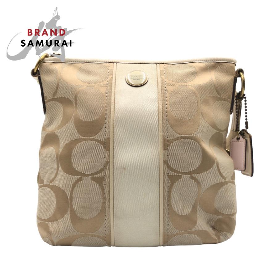 COACH（コーチ） シグネチャー ベージュ アイボリー ゴールド金具 