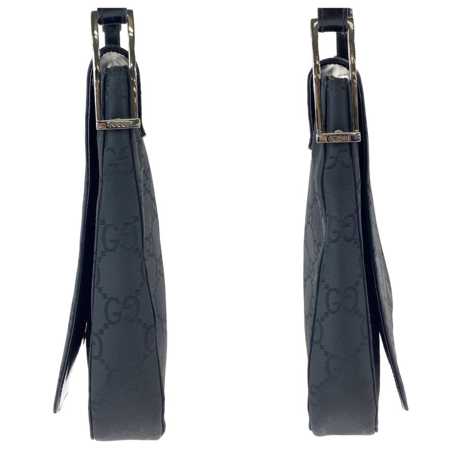 GUCCI（グッチ） 美品 GG柄 ブラック シルバー金具 GGキャンバス 001