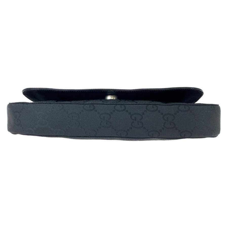 GUCCI（グッチ） 美品 GG柄 ブラック シルバー金具 GGキャンバス 001