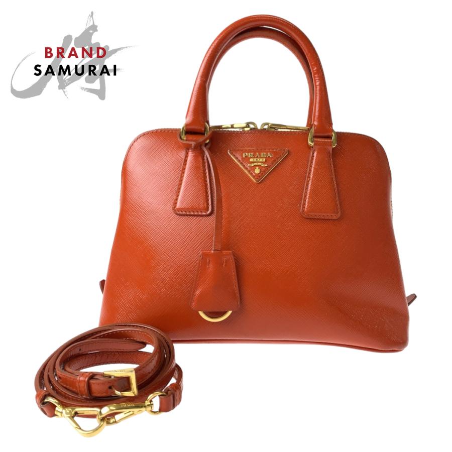PRADA（プラダ） 美品 プロムナード パテント サフィアーノ 三角ロゴ 