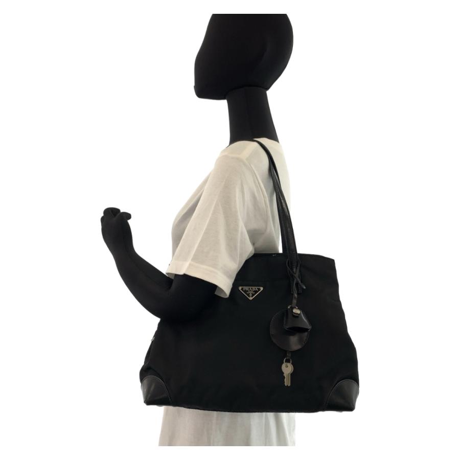 美品 プラダ ハンドバッグ テスート 三角ロゴ メタルハンドル 黒 ワンハンドル PRADA プラダ ハンドバッグ 三角ロゴ ナイロン黒 メタルハンドル