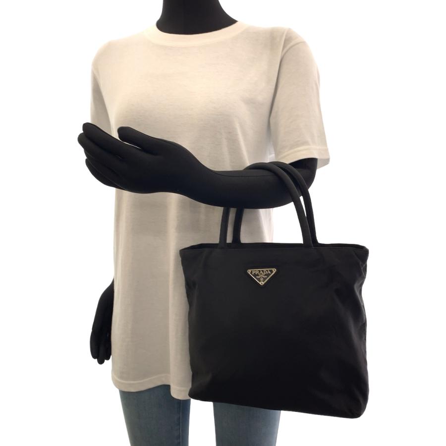 PRADA（プラダ） 美品 テスート 三角ロゴプレート ブラック 黒