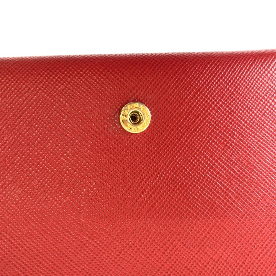 PRADA（プラダ） サフィアーノ レッド ゴールド金具 レザー 折財布