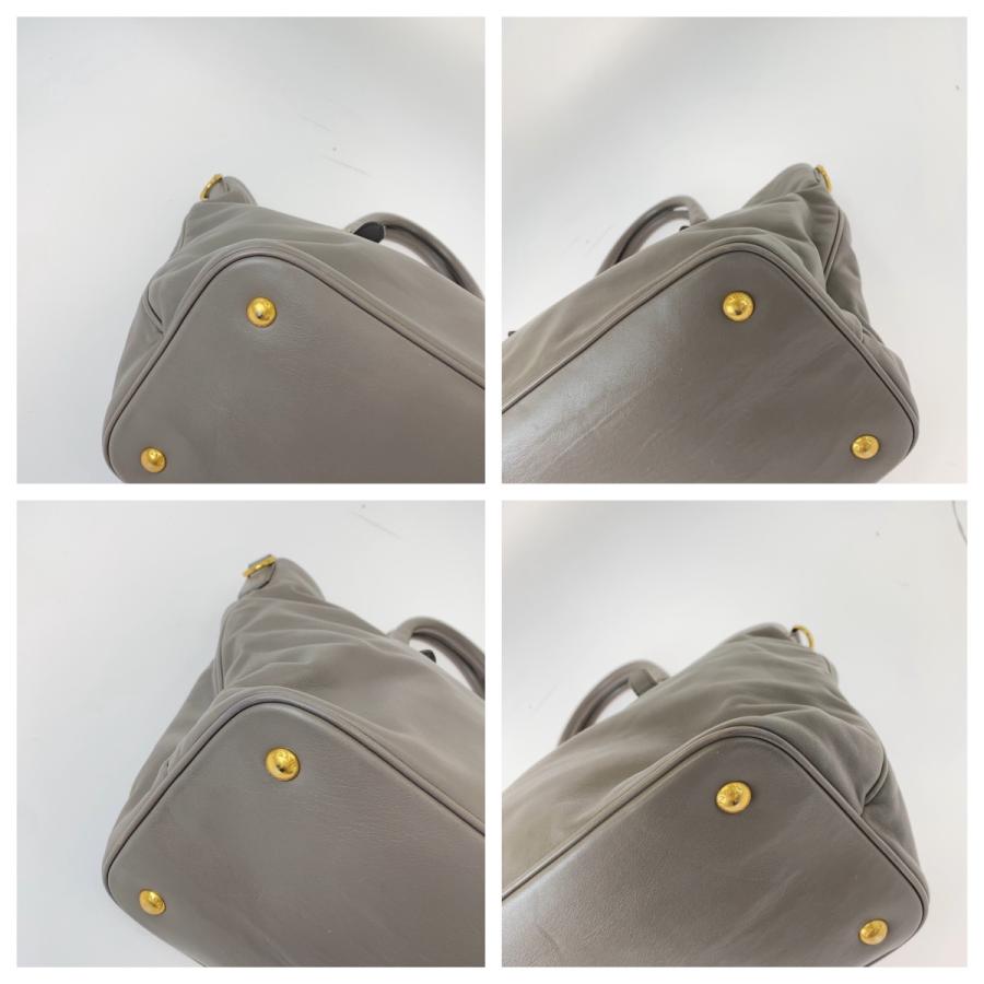 PRADA（プラダ） グレー グレージュ ゴールド金具 レザー トートバッグ