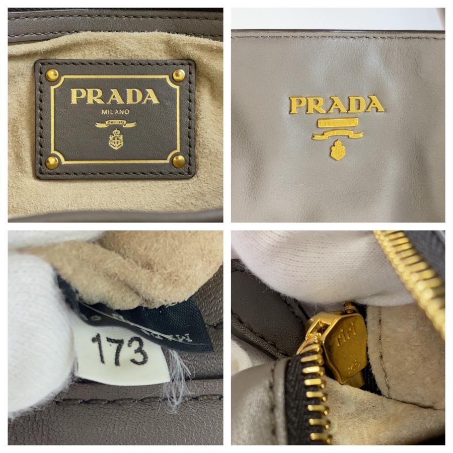 PRADA（プラダ） グレー グレージュ ゴールド金具 レザー トートバッグ