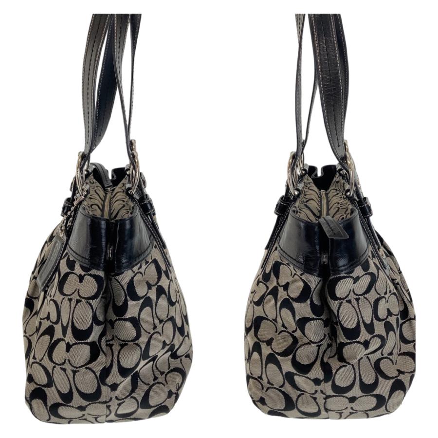 COACH（コーチ） 美品 シグネチャー ブラック 黒 シルバー金具