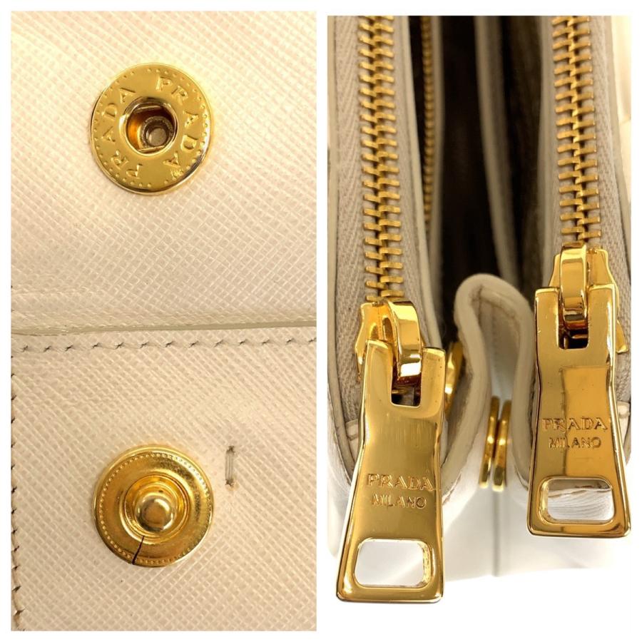 PRADA（プラダ） サフィアーノ ガレリア 三角ロゴプレート ホワイト