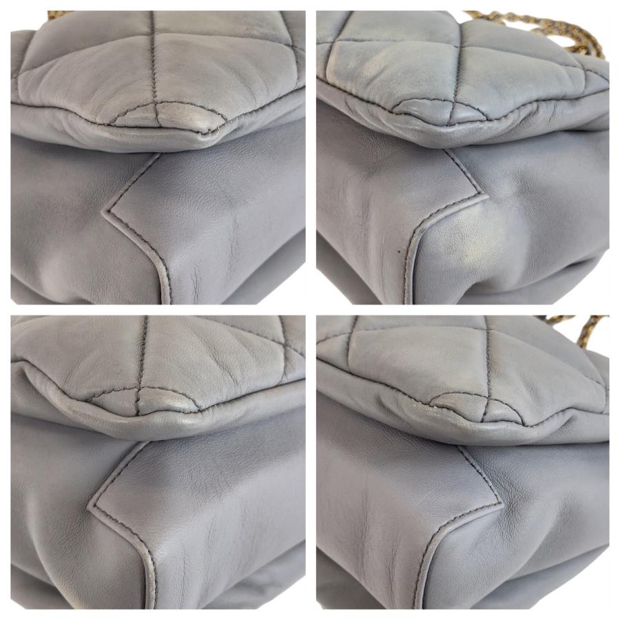 Salvatore Ferragamo サルヴァトーレフェラガモ ヴァラ グレー 斜め