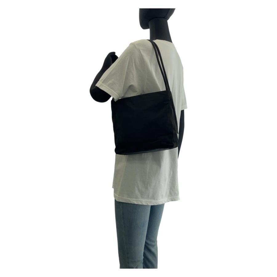 ♡美品♡ プラダ PRADA テスート ショルダーバッグ ナイロン 三角ロゴ PRADA（プラダ） 極 美品 三角ロゴ プレート 金具 テスート ナイロン