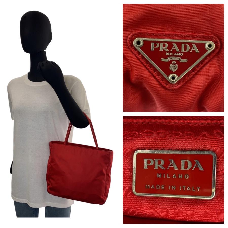 PRADA（プラダ） 美品 テスート 三角ロゴプレート レッド ナイロン 