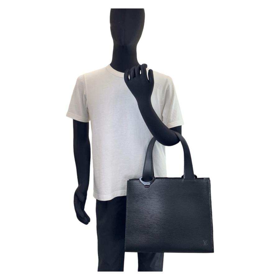 LOUIS VUITTON（ルイ・ヴィトン） 美品 エピ ジェモ ブラック 黒
