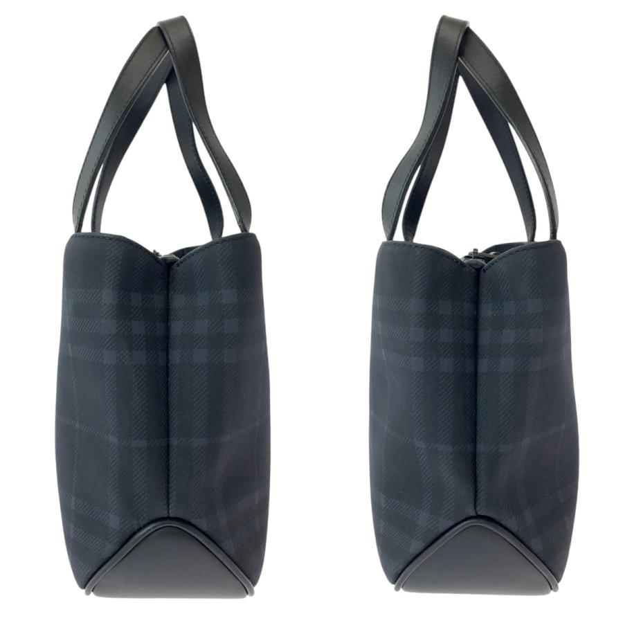 BURBERRY（バーバリー） 美品 チェック柄 ネイビー シルバー金具